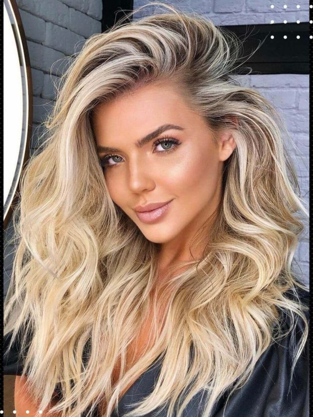 Blonde Lights: New shades and techniques to light up your hair in a dazzling way
