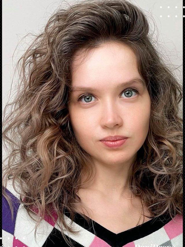 Veja os 10 cortes de cabelo cacheados trends no instagram