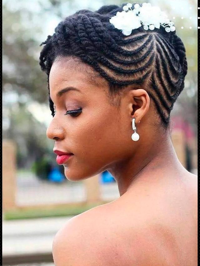 Penteado Updo 2022 para mulheres negras