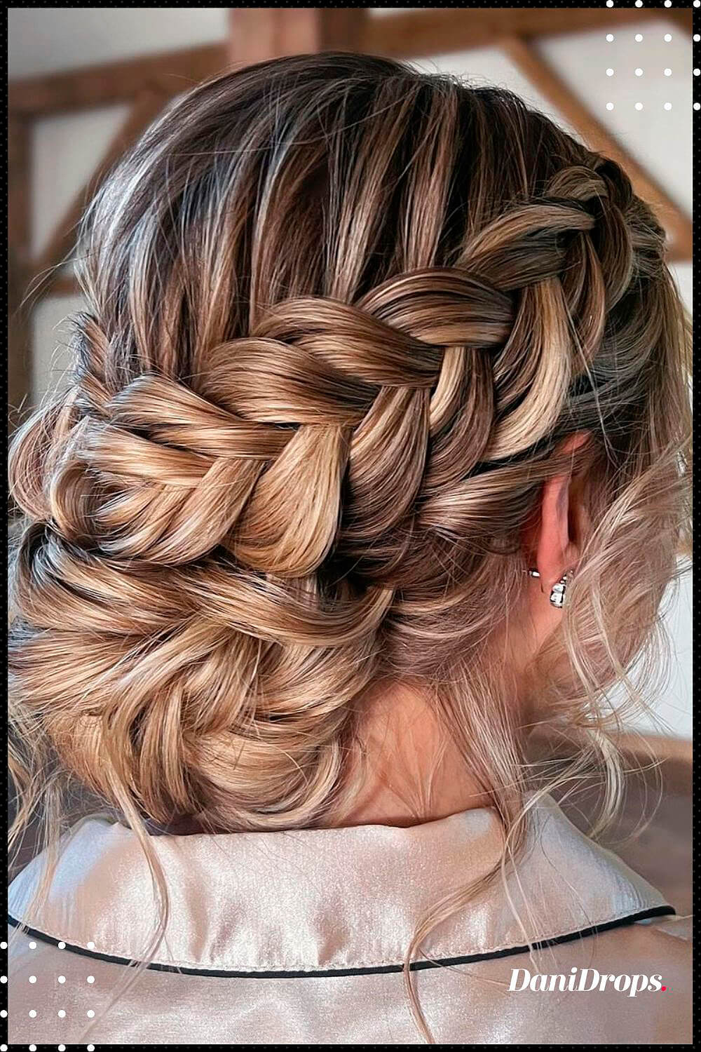 2022 hairstyles for wedding guests