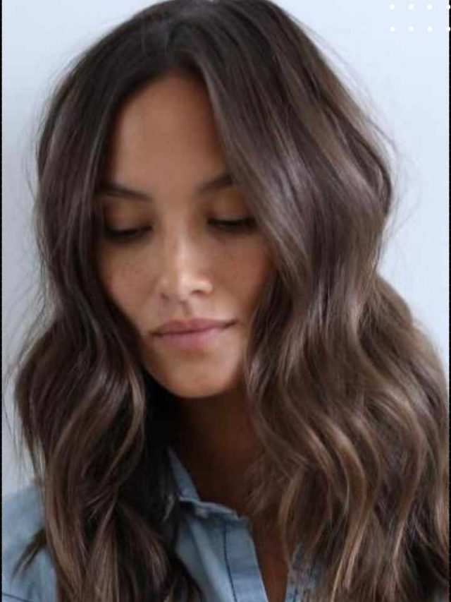 Capelli Castano Cioccolato – 10 tendenze per il 2023