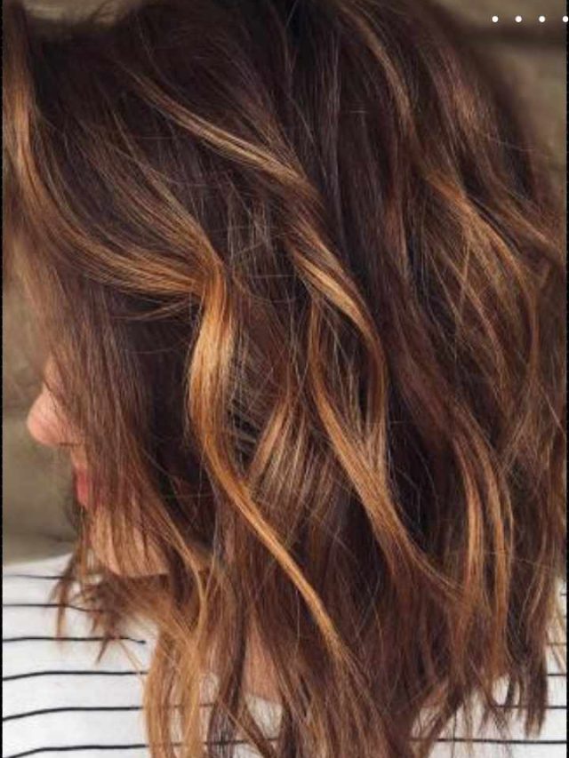 10 modelli di colore dei capelli castano cioccolato