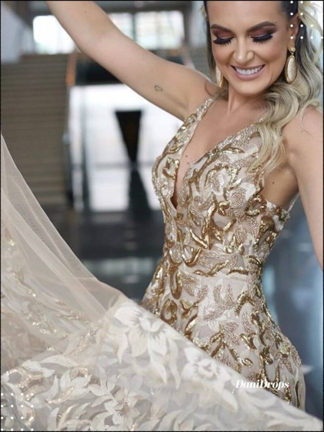 Golden Godmother Dress – 10 models more beautiful than the bride