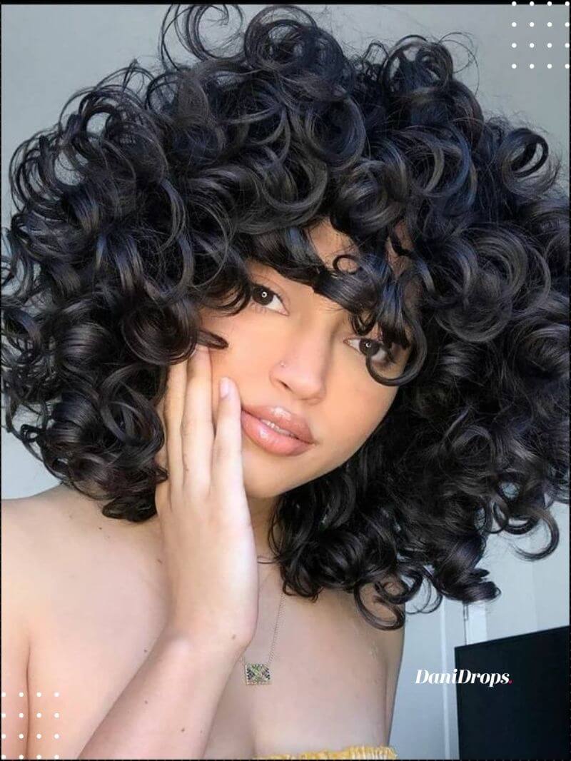 Black curly hair - The secret of the 10 most beautiful cuts