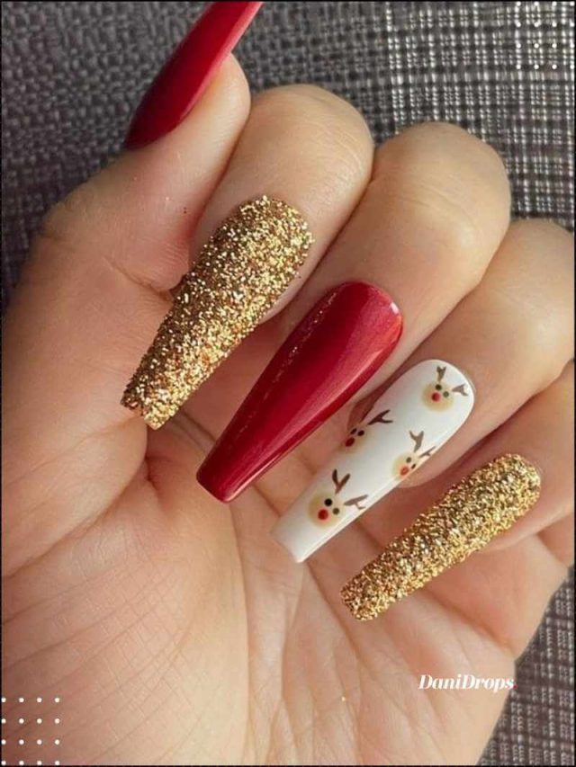 Christmas Nails 2022 – 10 Nails with incredible Christmas motifs