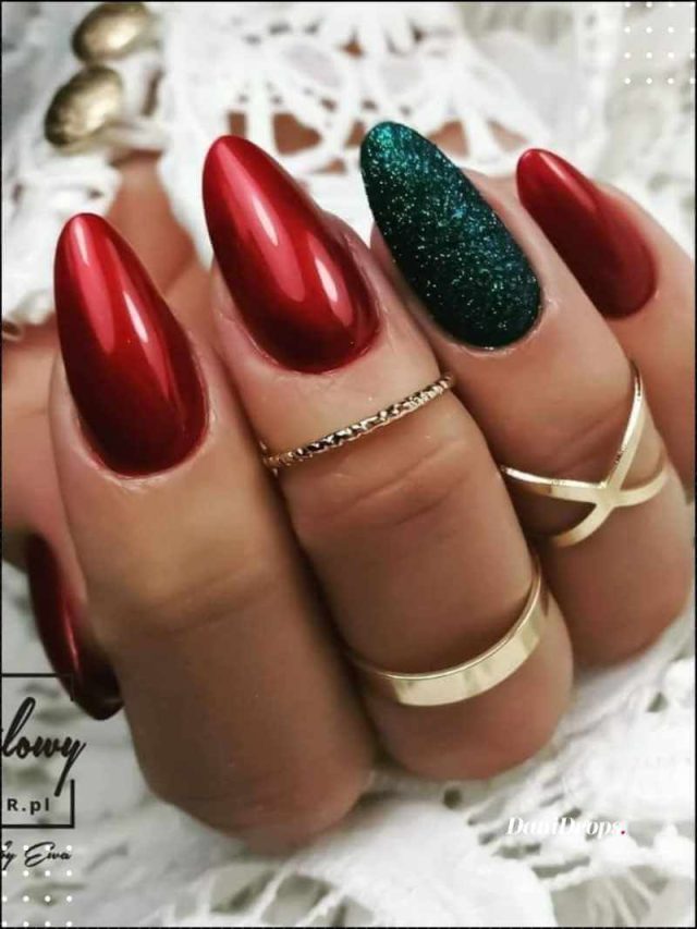 Red Nails for Christmas 2022 – See the most elegant models