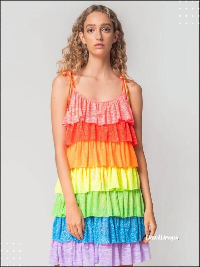 Rainbow Dress: 10 Viral Models on Social Networks!