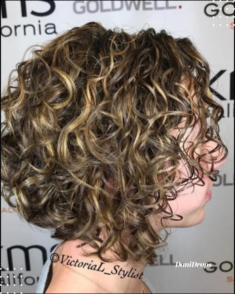 Short Messy Bob with Bangs and Wavy Texture on Brunette Balayage - The  Latest Hairstyles for Men and Women (2020) - Hairstyleology