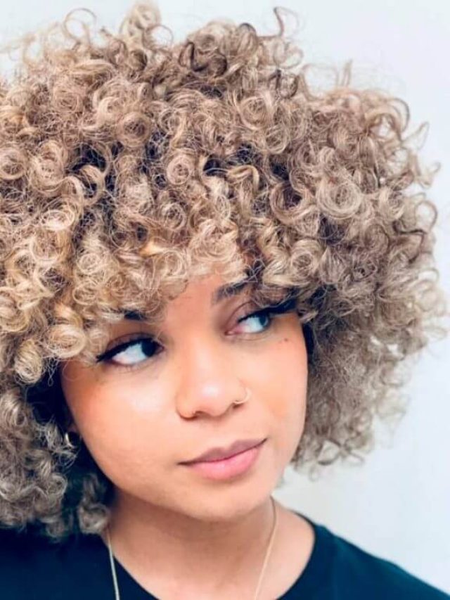 Curly Hair 2023: Inspirations to rock your curly hair in every season