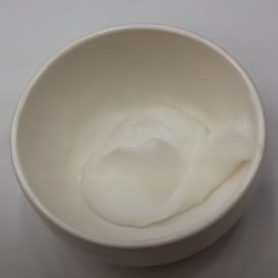 Comment hydrater les cheveux bouclés