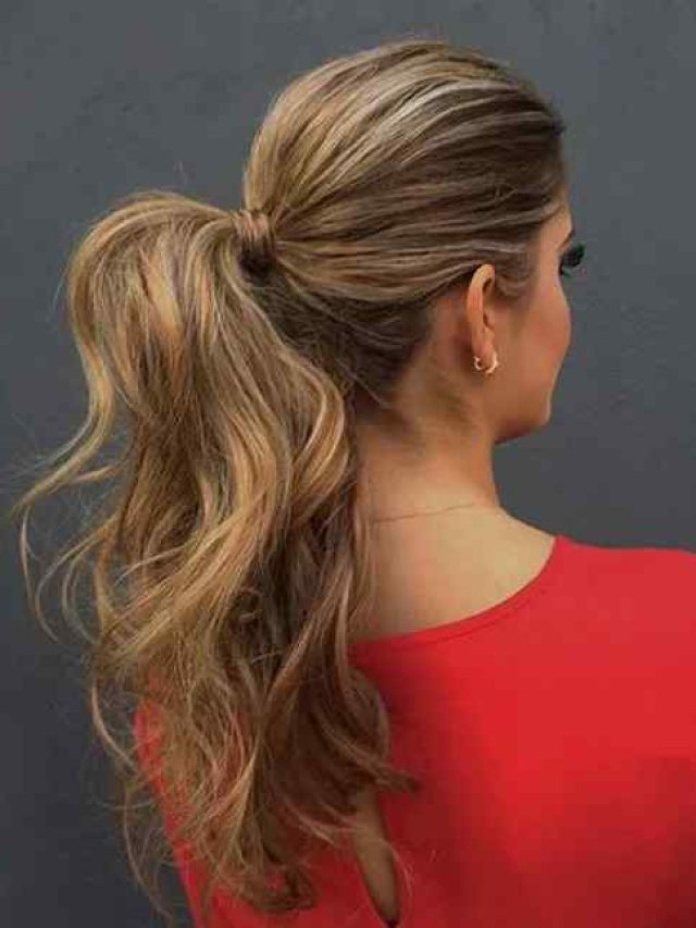 Coiffure pour cheveux avec frisottis – Voir 10 coiffures faciles pour apprivoiser les frisottis et faire basculer le look