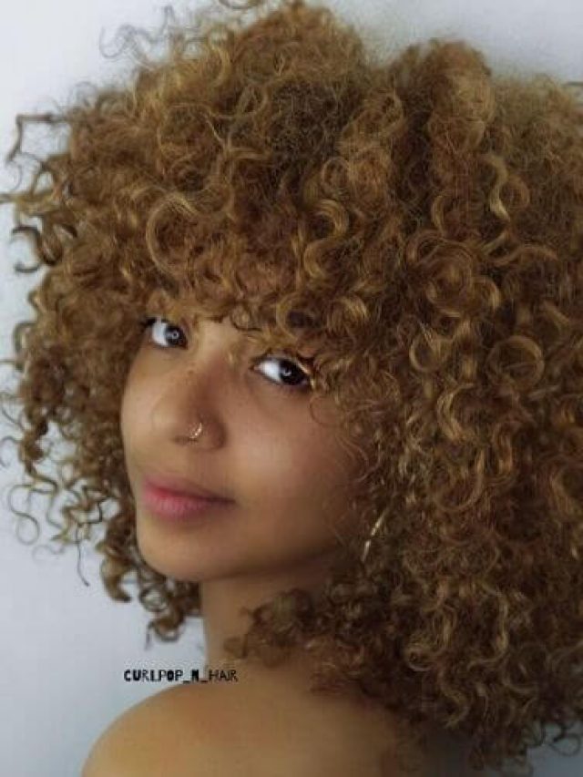 Cheveux avec des boucles noires - Voir 10 transformations incroyables