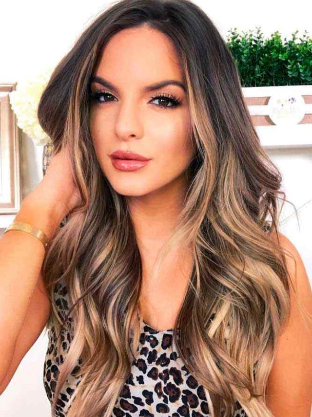 Brown Highlighted Hair: Add dimension and shine to your look with this trend