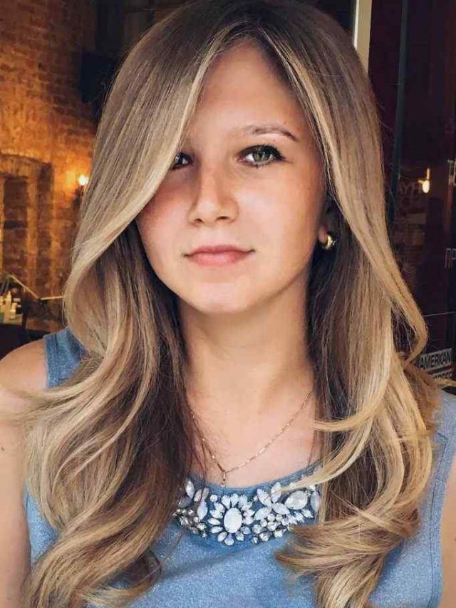 Capelli biondi lunghi – Cambia il tuo look e trasformati in un'altra donna