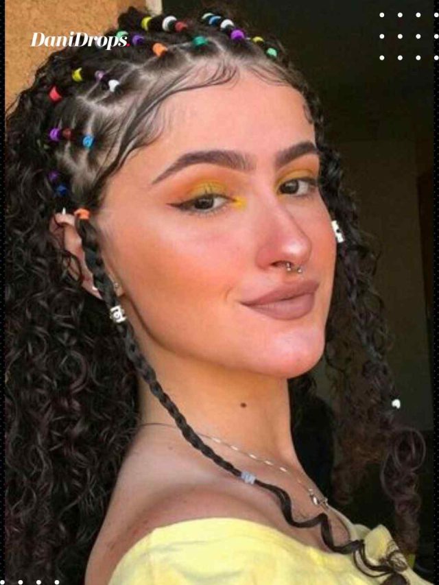 6 Hairstyles with Garters to Diversify Your Look