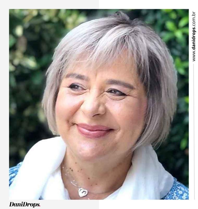 08 Corte estilo bob en capas para mujeres mayores de 60 años Corte bob en capas para mujeres mayores de 60 años.