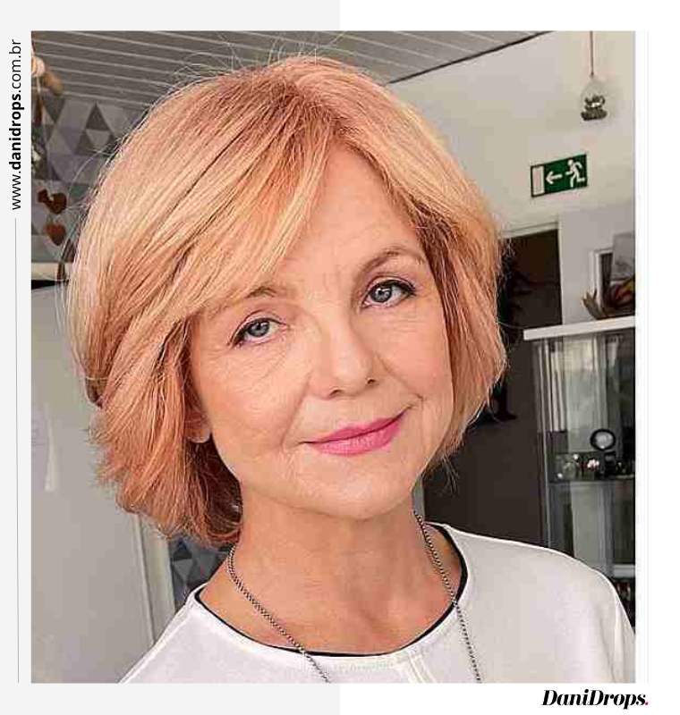 09 corte de cabelo estilo bob para cabelos loiros com camadas suaves corte de cabelo estilo bob para cabelos loiros com camadas suaves