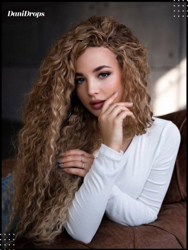 See 8 most voted Long Curly Haircuts on the internet