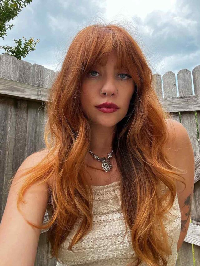 9 tagli di capelli lunghi con frangia: cambia il tuo look e sembra 20enne